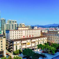 安吉湖州老城南路与天荒坪中路交叉口附近度假公寓酒店