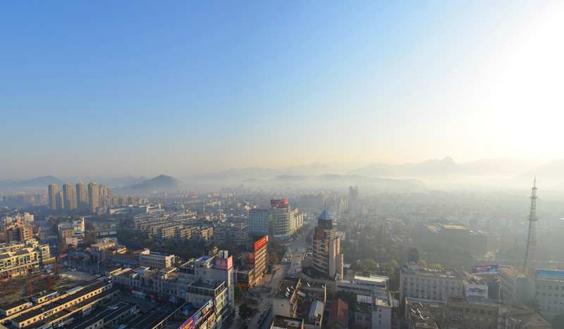 安吉县城 景区游览结束,返回安吉县城,入住市区25层高的氧气公馆