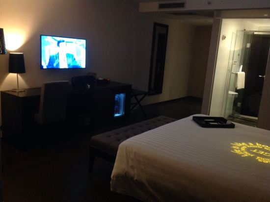 桔子酒店·精选(西安高新路店)预订价格,联系电