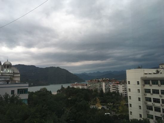 铭雨·云阳三峡风大酒店