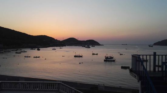 舟山乌石塘红钳蟹海景渔庄