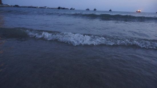 " style="color:#0066cc;cursor:pointer;">联系方式 南澳蓝海豪景海景公寓位于后宅镇海滨路蓝海豪景小区,临近圣王庙、武帝庙、地母堂等。 南澳蓝海豪景海景公寓客房干净舒适,设施齐全,服务细致,配备中餐厅、多功能厅以及室外游泳池、茶室等。