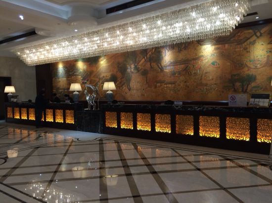 信阳中乐百花酒店