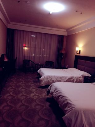 北镇夫宇假日酒店预订价格,联系电话\位置地址