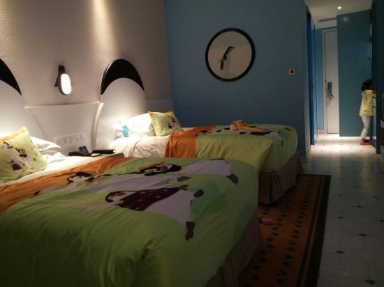 珠海长隆企鹅酒店预订价格,联系电话\位置地址