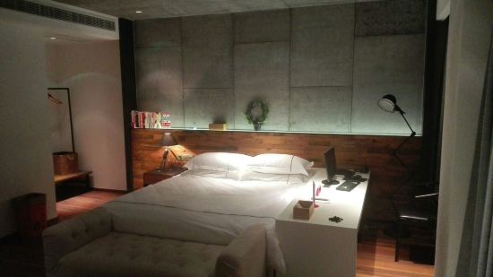 襄阳九间房酒店预订价格,联系电话\位置地址