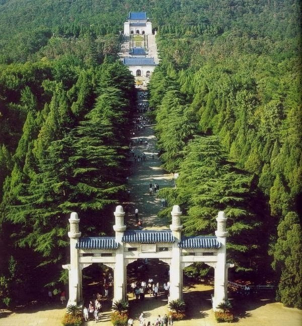 中山陵园风景区