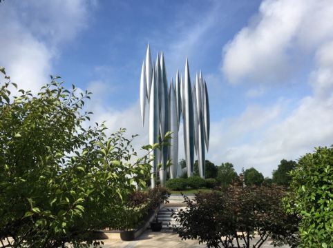 盐城衡山梅花湾假日酒店(原西郊梅园假日酒店)