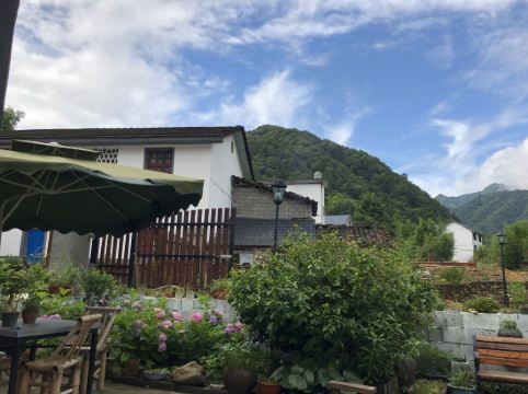 三清山畲隐民宿