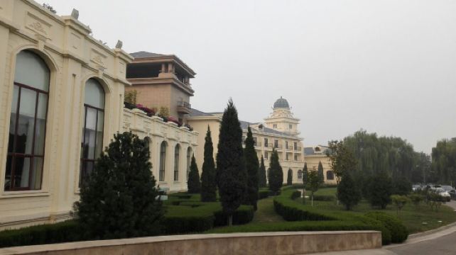 唐山南湖紫天鹅大酒店