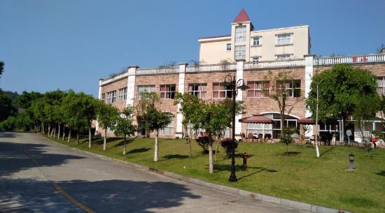 上犹陡水湖京明度假村