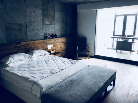 九间房(襄阳产业园店)