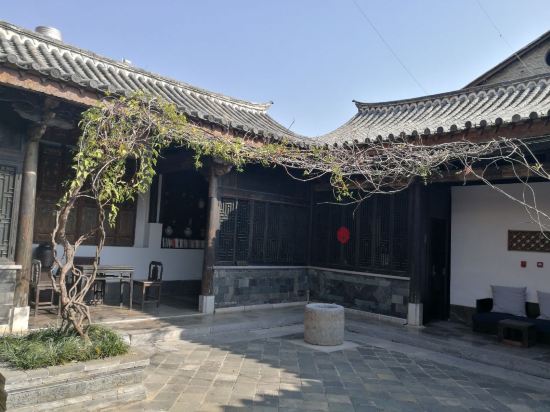 建水听紫云度假酒店