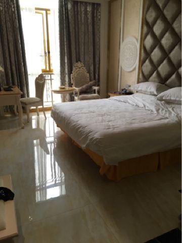 浦北古越大酒店