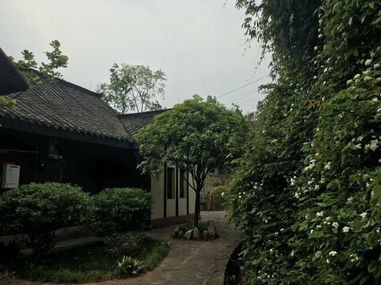 成都金堂五凤溪古镇廑庐精品客栈