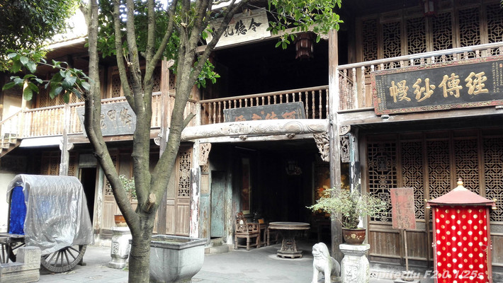 重庆张家界凤凰古城自驾5日经典游